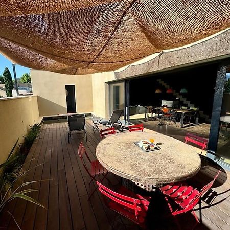 Maison D'Architecte Avec Piscine-Spa Chauffe En Centre Ville De Везон-ла-Ромен Экстерьер фото